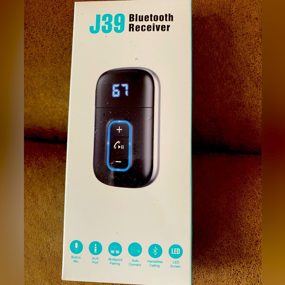 Bluetooth AUX Receiver, [LED Screen] Car Adapter. Type C fast charging. New.